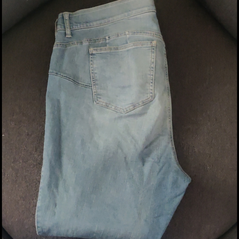 JEANS - Picture 6 of 6